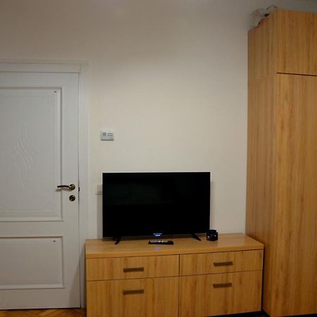 Brand New Apartment In City Center Lviv Eksteriør billede
