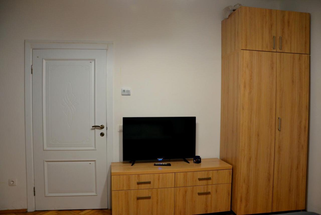 Brand New Apartment In City Center Lviv Eksteriør billede
