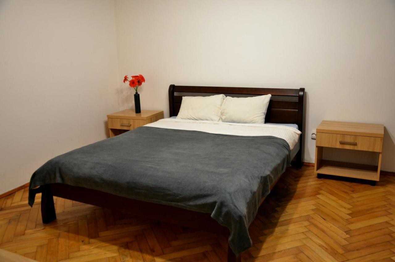 Brand New Apartment In City Center Lviv Eksteriør billede